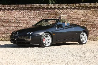 Foto 73 di 115: Alfa Romeo Spider 3.2 V6 24V Lusso “Low mileage – 2 Owners”