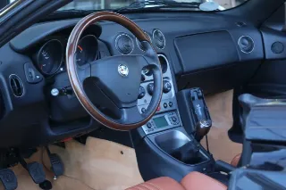 Foto 77 di 115: Alfa Romeo Spider 3.2 V6 24V Lusso “Low mileage – 2 Owners”