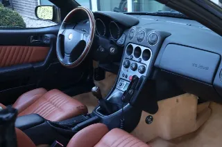 Foto 85 di 115: Alfa Romeo Spider 3.2 V6 24V Lusso “Low mileage – 2 Owners”