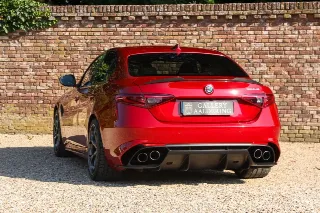 Foto 70 di 103: Alfa Romeo Giulia 2.9 V6 Quadrifoglio Performance Edition “Manual and Carbon Seats by Sparco”