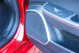 Foto 80 di 103: Alfa Romeo Giulia 2.9 V6 Quadrifoglio Performance Edition “Manual and Carbon Seats by Sparco”