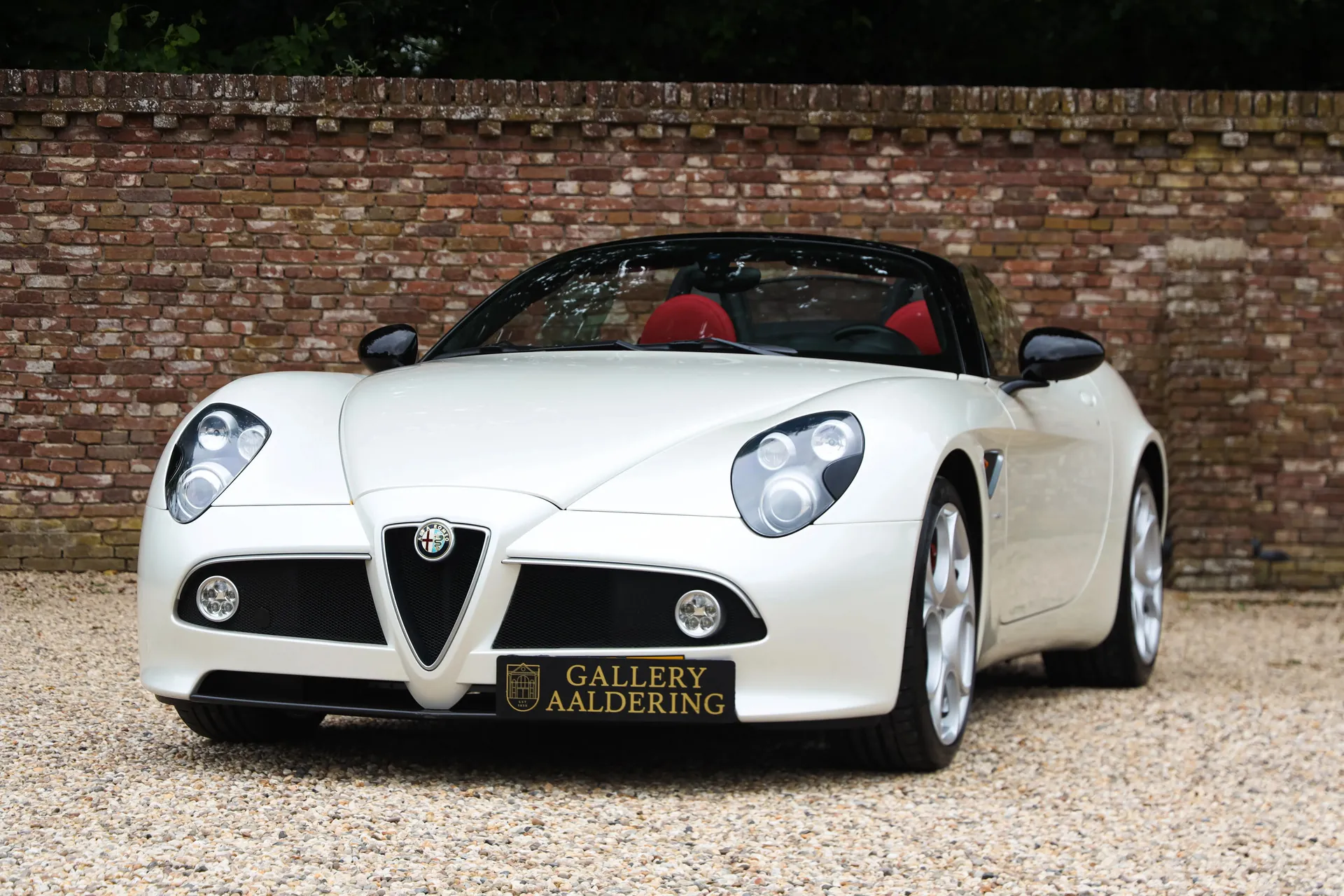 Alfa Romeo 8C Spider “Less than 9.800 kilometers”