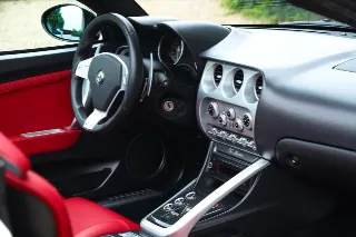 Foto 105 di 121: Alfa Romeo 8C Spider “Less than 9.800 kilometers”