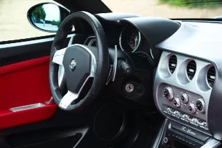 Foto 108 di 121: Alfa Romeo 8C Spider “Less than 9.800 kilometers”