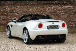 Foto 2 di 121: Alfa Romeo 8C Spider “Less than 9.800 kilometers”
