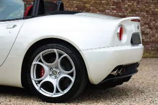 Foto 37 di 121: Alfa Romeo 8C Spider “Less than 9.800 kilometers”