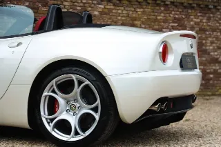 Foto 42 di 121: Alfa Romeo 8C Spider “Less than 9.800 kilometers”