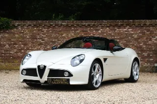 Foto 48 di 121: Alfa Romeo 8C Spider “Less than 9.800 kilometers”