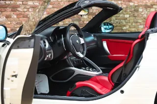 Foto 49 di 121: Alfa Romeo 8C Spider “Less than 9.800 kilometers”