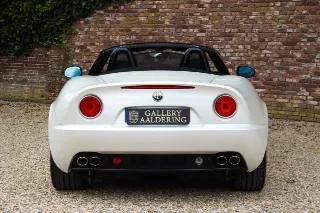 Foto 6 di 121: Alfa Romeo 8C Spider “Less than 9.800 kilometers”
