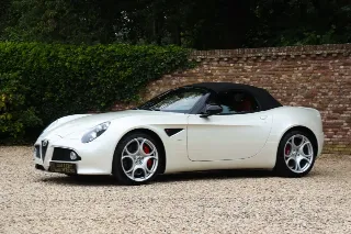 Foto 87 di 121: Alfa Romeo 8C Spider “Less than 9.800 kilometers”