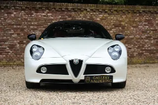 Foto 91 di 121: Alfa Romeo 8C Spider “Less than 9.800 kilometers”
