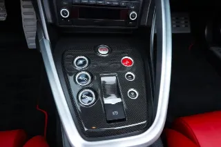 Foto 95 di 121: Alfa Romeo 8C Spider “Less than 9.800 kilometers”