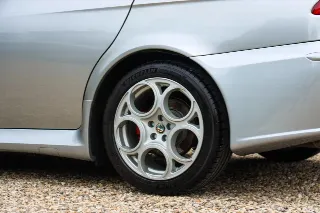 Foto 29 di 111: Alfa Romeo 156 3.2 GTA Berlina “in Grigio Sterling”