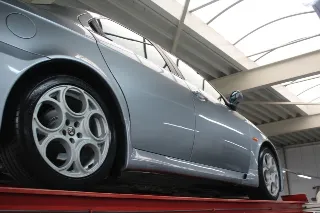 Foto 68 di 111: Alfa Romeo 156 3.2 GTA Berlina “in Grigio Sterling”