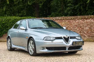 Foto 71 di 111: Alfa Romeo 156 3.2 GTA Berlina “in Grigio Sterling”