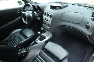 Foto 83 di 111: Alfa Romeo 156 3.2 GTA Berlina “in Grigio Sterling”