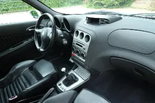 Foto 85 di 111: Alfa Romeo 156 3.2 GTA Berlina “in Grigio Sterling”