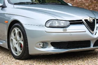 Foto 89 di 111: Alfa Romeo 156 3.2 GTA Berlina “in Grigio Sterling”