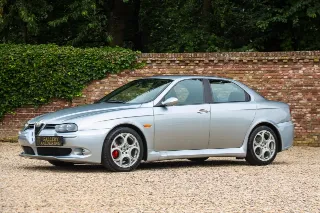 Foto 95 di 111: Alfa Romeo 156 3.2 GTA Berlina “in Grigio Sterling”