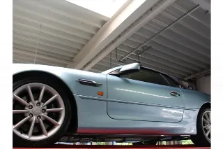 Foto 10 di 134: Aston Martin DB7 Vantage Volante “The gift from Coca-Cola”