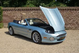 Foto 120 di 134: Aston Martin DB7 Vantage Volante “The gift from Coca-Cola”