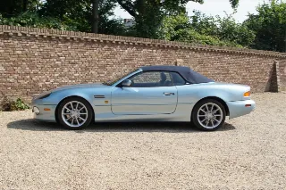 Foto 18 di 134: Aston Martin DB7 Vantage Volante “The gift from Coca-Cola”