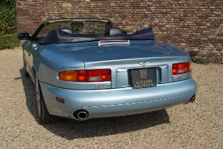 Foto 55 di 134: Aston Martin DB7 Vantage Volante “The gift from Coca-Cola”