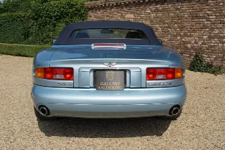 Foto 7 di 134: Aston Martin DB7 Vantage Volante “The gift from Coca-Cola”