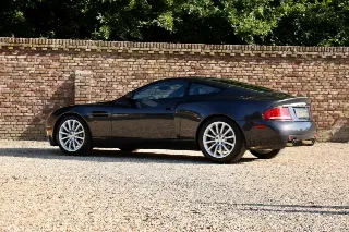 Foto 33 di 91: Aston Martin Vanquish 5.9 V12 “11.800 Miles”