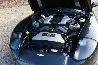 Foto 34 di 91: Aston Martin Vanquish 5.9 V12 “11.800 Miles”