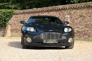Foto 44 di 91: Aston Martin Vanquish 5.9 V12 “11.800 Miles”
