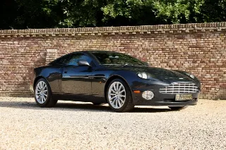 Foto 45 di 91: Aston Martin Vanquish 5.9 V12 “11.800 Miles”