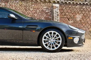 Foto 55 di 91: Aston Martin Vanquish 5.9 V12 “11.800 Miles”