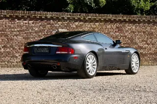 Foto 63 di 91: Aston Martin Vanquish 5.9 V12 “11.800 Miles”