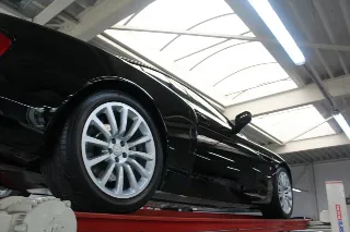 Foto 101 di 103: Aston Martin V12 Vanquish “Low mileage”