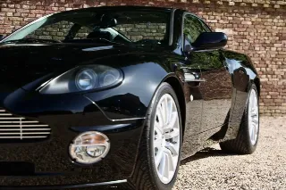 Foto 10 di 103: Aston Martin V12 Vanquish “Low mileage”