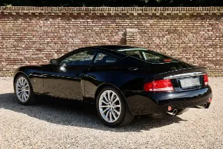 Foto 12 di 103: Aston Martin V12 Vanquish “Low mileage”
