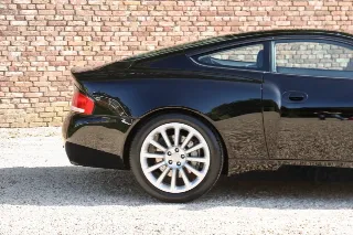 Foto 24 di 103: Aston Martin V12 Vanquish “Low mileage”