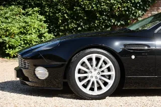 Foto 40 di 103: Aston Martin V12 Vanquish “Low mileage”