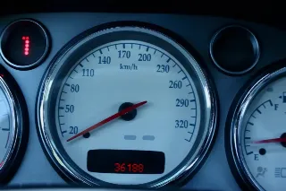 Foto 48 di 103: Aston Martin V12 Vanquish “Low mileage”