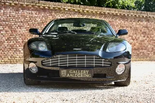 Foto 5 di 103: Aston Martin V12 Vanquish “Low mileage”