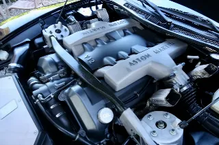 Foto 71 di 103: Aston Martin V12 Vanquish “Low mileage”