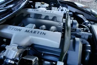 Foto 77 di 103: Aston Martin V12 Vanquish “Low mileage”