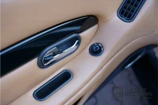 Foto 13 di 123: Aston Martin DB AR1 Zagato “№ 27 of 99”