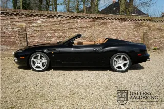 Foto 17 di 123: Aston Martin DB AR1 Zagato “№ 27 of 99”