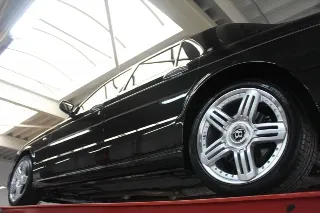 Foto 101 di 132: Bentley Arnage T “Diamond Black” VAT CAR!