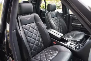 Foto 113 di 132: Bentley Arnage T “Diamond Black” VAT CAR!