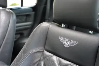 Foto 122 di 132: Bentley Arnage T “Diamond Black” VAT CAR!