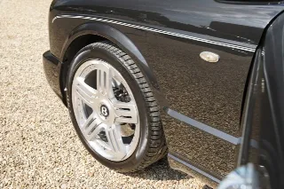 Foto 65 di 132: Bentley Arnage T “Diamond Black” VAT CAR!